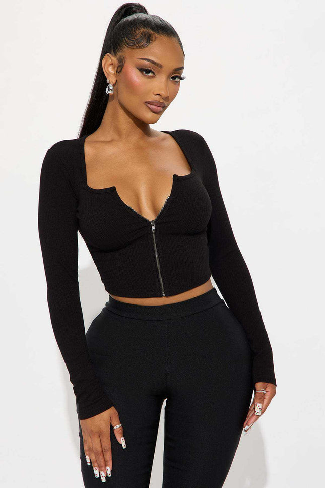 2026 Women’s 2 Piece Outfit Crop Top and Pants Casual Streetwear Set