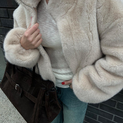 Women's Stand Collar Long Sleeve Short Faux Fur Winter Coat Jacket