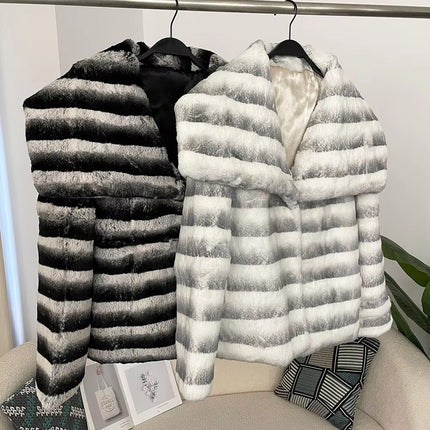 Women’s Chinchilla Fur Coat Thick Warm Rex Rabbit Fur with Big Collar